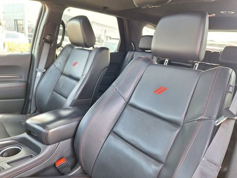 Used 2024 Dodge Durango GT image 11