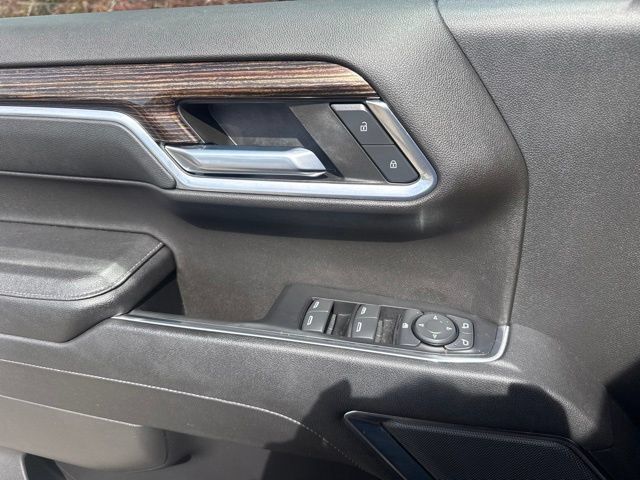 Used 2023 GMC Sierra 1500 Elevation AWD/4WD image 11