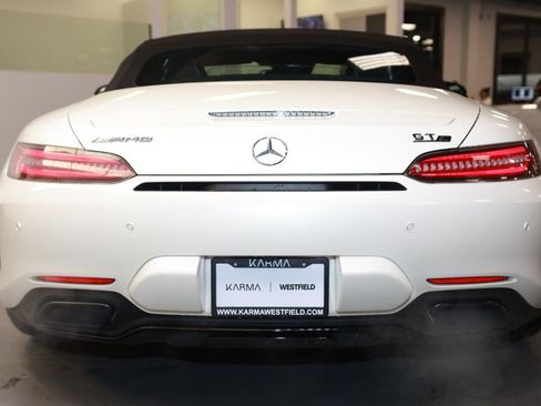 Used 2018 Mercedes-Benz AMG GT C w/ AMG Exterior Night Package image 6