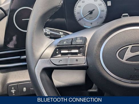 Certified 2025 Hyundai Elantra SEL FWD image 21
