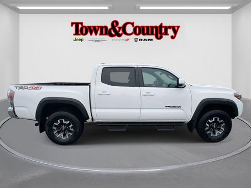 Used 2021 Toyota Tacoma TRD Off-Road image 4
