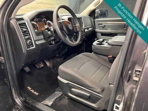 Used 2019 RAM 1500 Classic Warlock w/ Electronics Group image 4