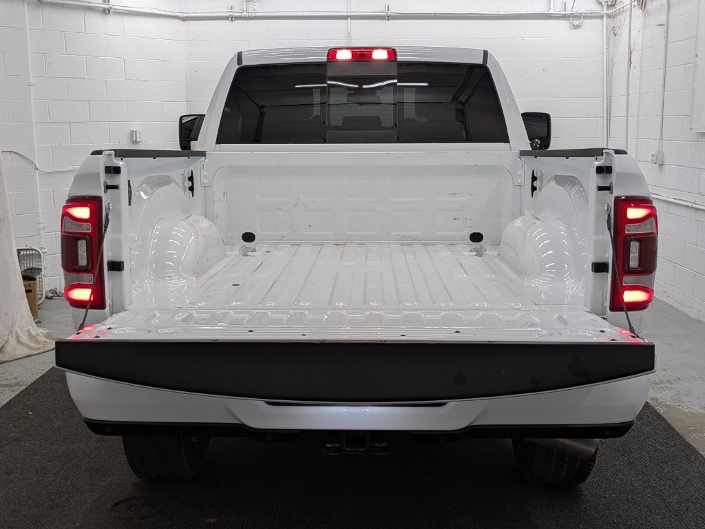 Used 2024 RAM 2500 Laramie AWD/4WD image 16