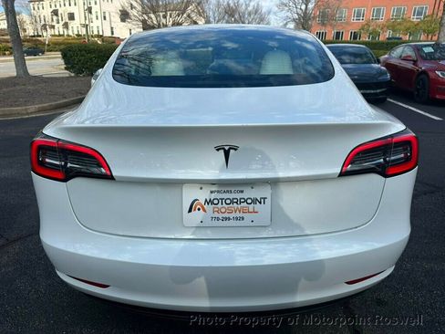 Used 2023 Tesla Model 3 Standard Range image 5