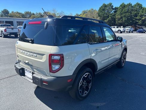 New 2025 Ford Bronco Sport Outer Banks w/ Outer Banks Tech Package+ image 2