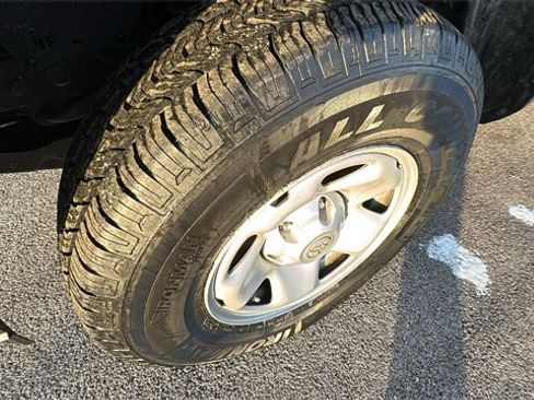 Certified 2023 Toyota Tacoma SR image 10