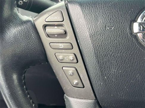Used 2017 Nissan Armada SV image 19