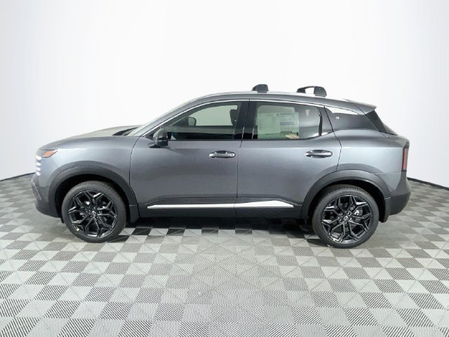 New 2027 Nissan Kicks SR w/ SR Premium Package FWD image 4
