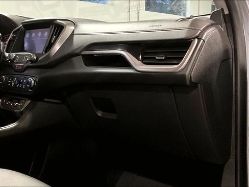 Used 2023 GMC Terrain AT4 w/ Infotainment Package II image 14