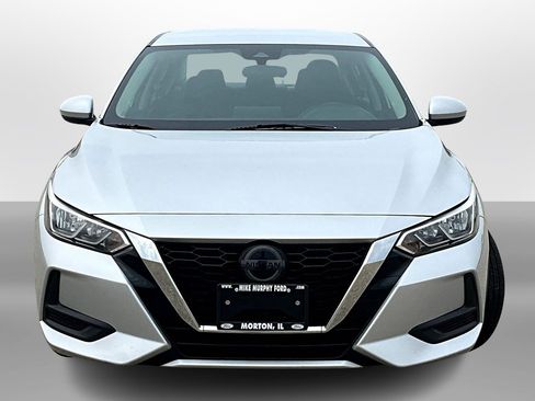 Used 2022 Nissan Sentra SV image 3