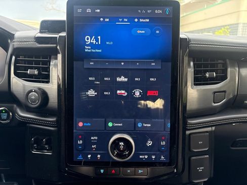 Used 2023 Ford F150 Lightning Platinum AWD/4WD image 21