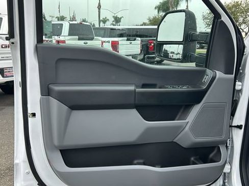 New 2026 Ford F550 4x4 Crew Cab Super Duty image 14