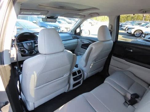 Certified 2022 Honda Pilot EX-L image 16