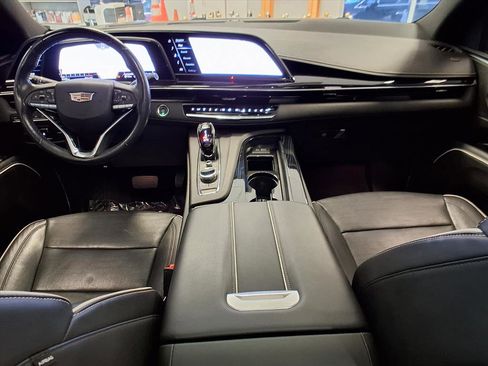Certified 2023 Cadillac Escalade Sport image 16