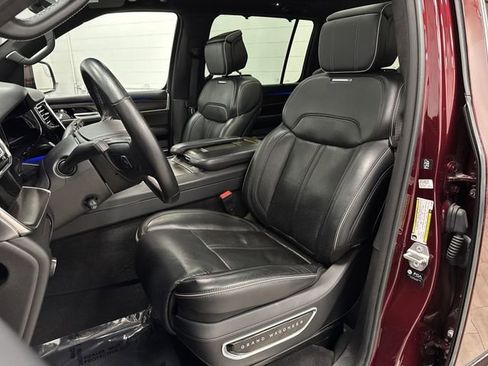 Used 2022 Jeep Grand Wagoneer Series II image 5