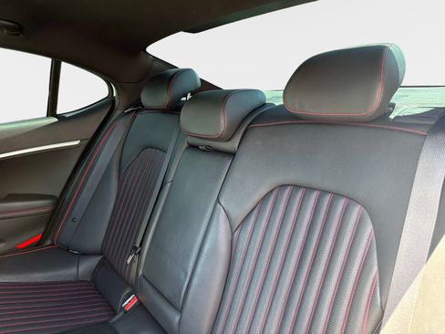 Used 2025 Genesis G70 2.5T w/ Sport Prestige Package RWD image 14
