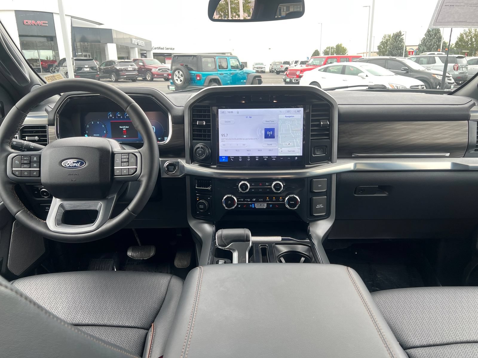 Used 2026 Ford F150 Lariat AWD/4WD image 12