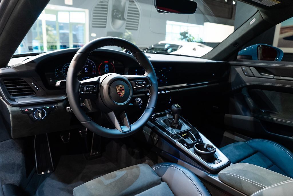 Used 2026 Porsche 911 GT3 RWD image 22