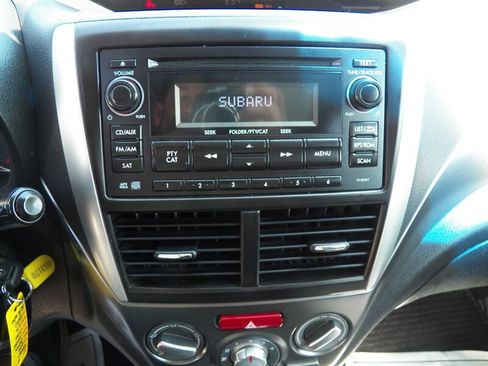 Used 2012 Subaru Forester 2.5X Premium AWD/4WD image 16