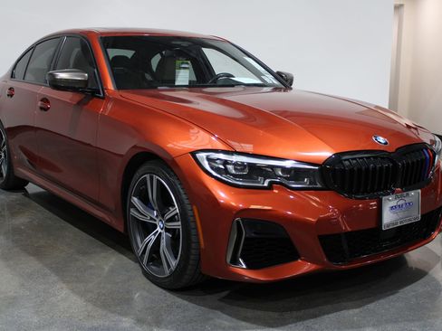 Used 2020 BMW M340i xDrive image 3