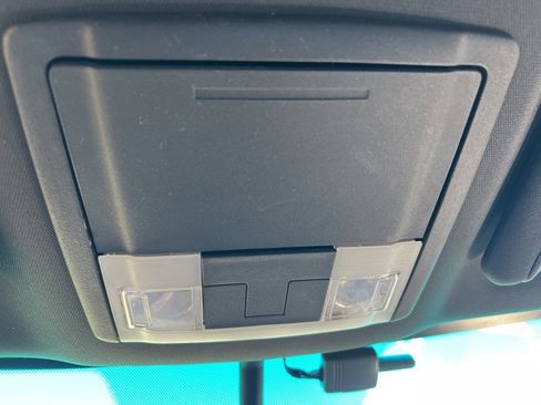 Used 2013 Ford Explorer XLT image 21