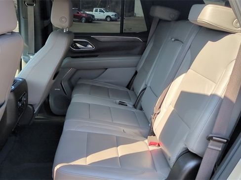 Used 2021 Chevrolet Tahoe LT image 14