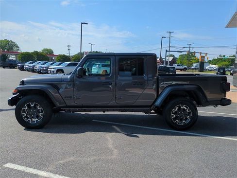New 2025 Jeep Gladiator Sport w/ Premium Package image 7