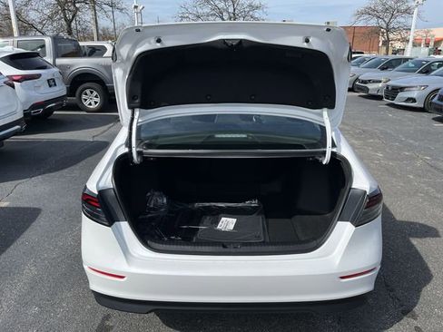 New 2026 Honda Accord SE image 22