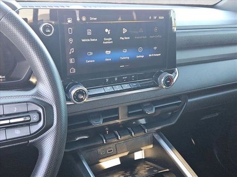 Used 2024 Chevrolet Colorado Trail Boss w/ Technology Package image 13