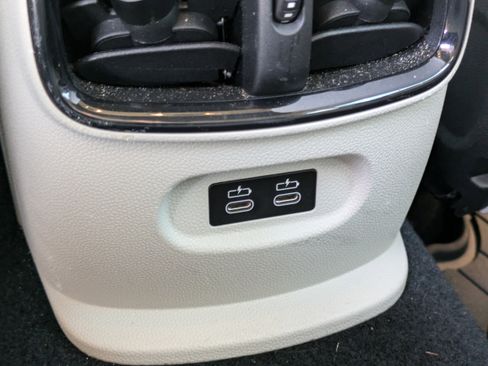 Used 2022 MINI Cooper Clubman S image 15