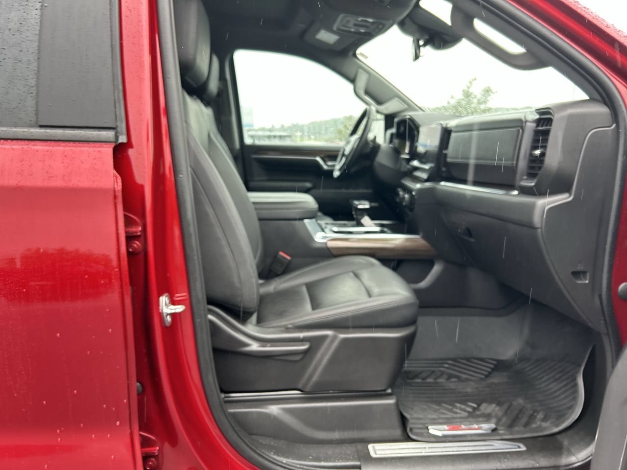Used 2023 Chevrolet Silverado 1500 LT Trail Boss w/ Convenience Package II AWD/4WD image 17