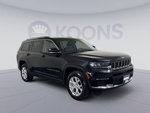 Used 2023 Jeep Grand Cherokee L Limited AWD/4WD image 10