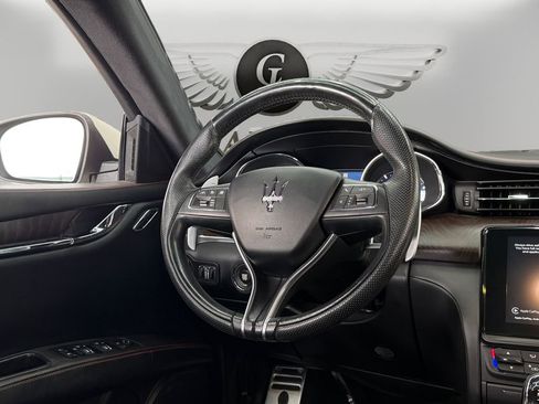 Used 2018 Maserati Quattroporte S GranSport RWD image 12