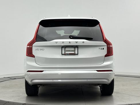 Used 2022 Volvo XC90 T5 Momentum AWD/4WD image 7