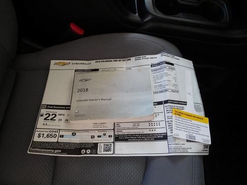 Used 2018 Chevrolet Colorado W/T image 15