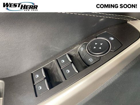 Used 2024 Ford Explorer XLT w/ Equipment Group 202A AWD/4WD image 15