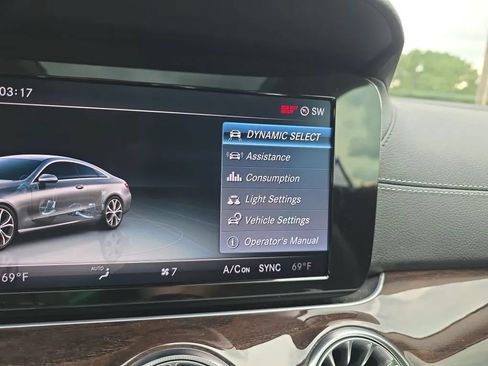 Used 2018 Mercedes-Benz E 400 4MATIC Coupe image 33