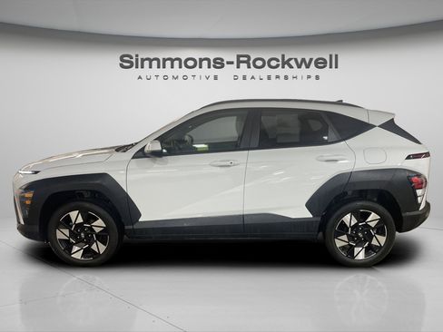 Used 2024 Hyundai Kona SEL image 8