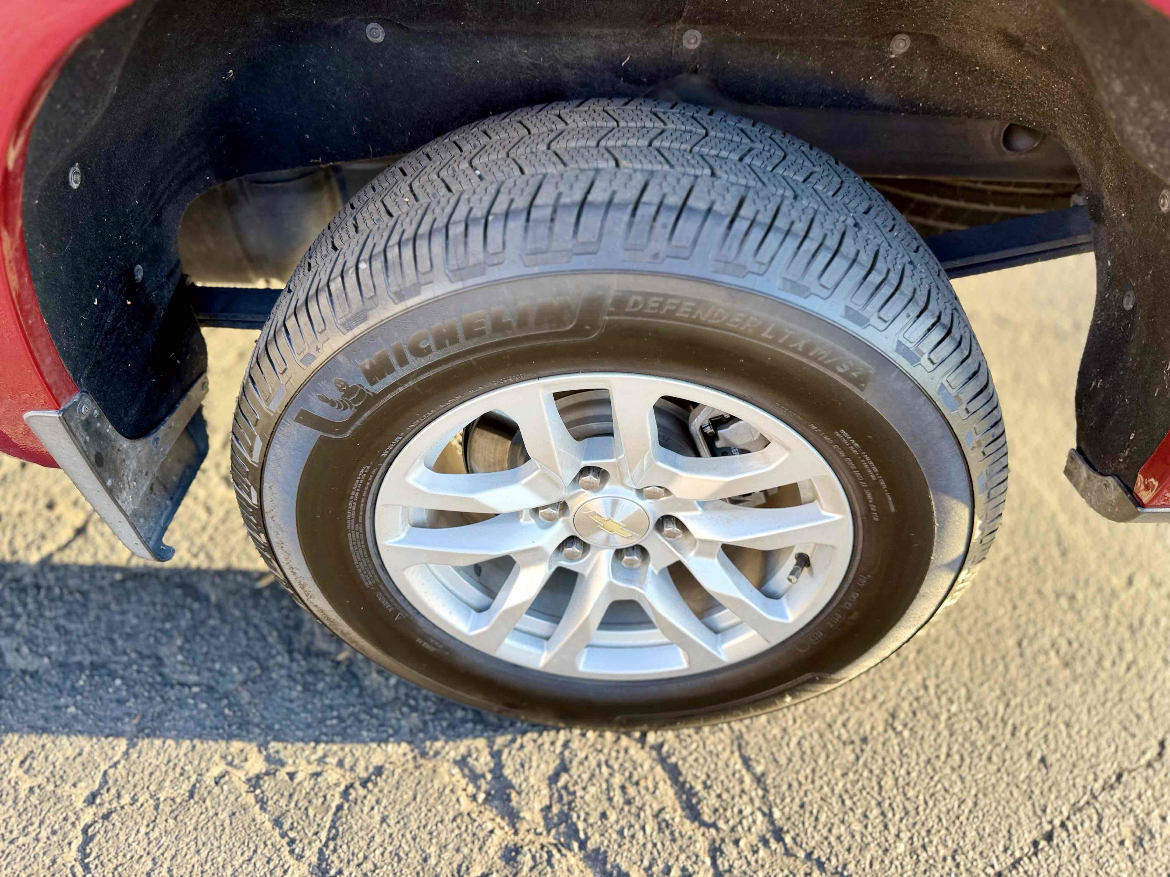 Used 2019 Chevrolet Silverado 1500 LT w/ All-Star Edition RWD image 32