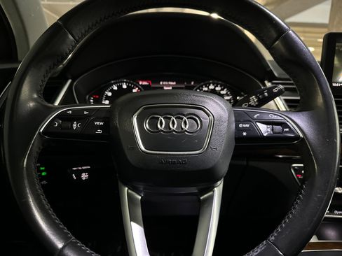 Used 2019 Audi Q5 2.0T Premium w/ Convenience Package image 23