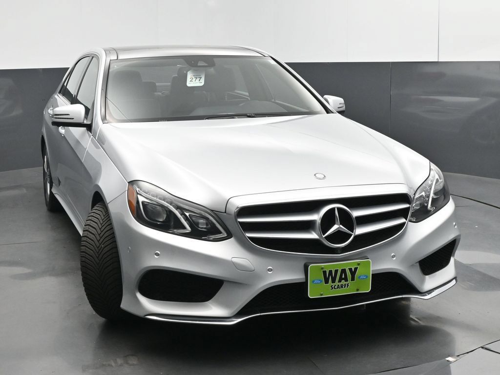 Used 2014 Mercedes-Benz E 250 BlueTEC Sedan image 33