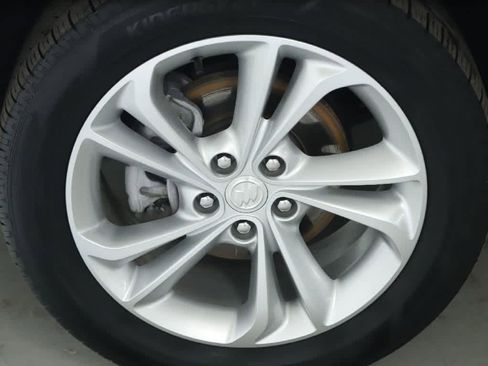 Used 2023 Buick Encore GX Preferred image 37