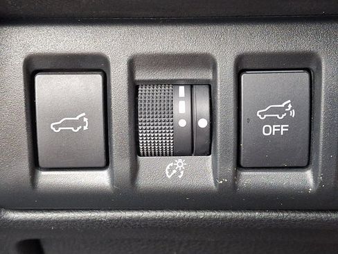 Used 2021 Subaru Outback Touring AWD/4WD image 24