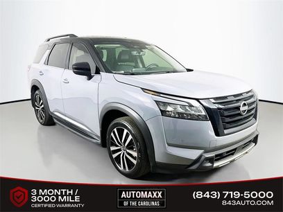 Used 2023 Nissan Pathfinder Platinum w/ Lighting Package (N93)