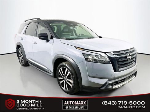 Used 2023 Nissan Pathfinder Platinum w/ Lighting Package (N93) FWD image 1