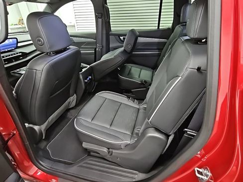 New 2025 Buick Enclave Sport Touring w/ Power Package image 31