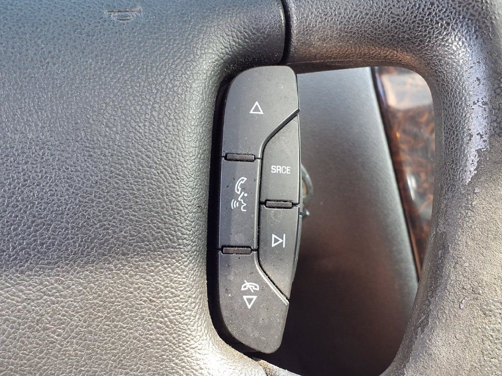 Used 2016 Chevrolet Impala LT w/ LT Sunroof Package FWD image 17