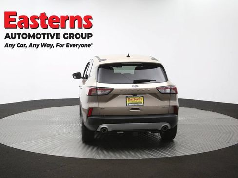 Used 2020 Ford Escape SE AWD/4WD image 38