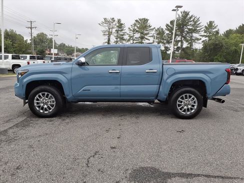 New 2026 Toyota Tacoma Limited AWD/4WD image 6