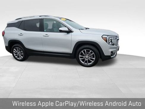 Used 2022 GMC Terrain SLT image 27